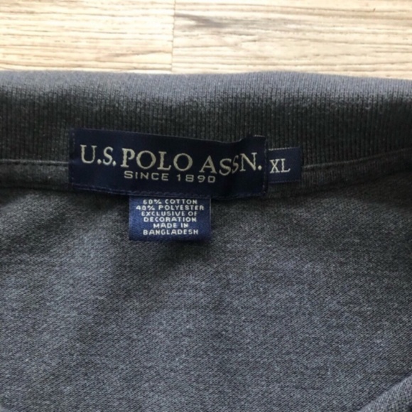 U.S. Polo Assn. Charcoal Crewneck - Picture 5 of 5